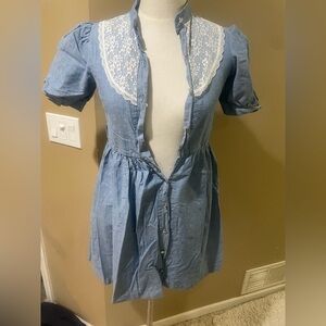 Women’s vintage dress